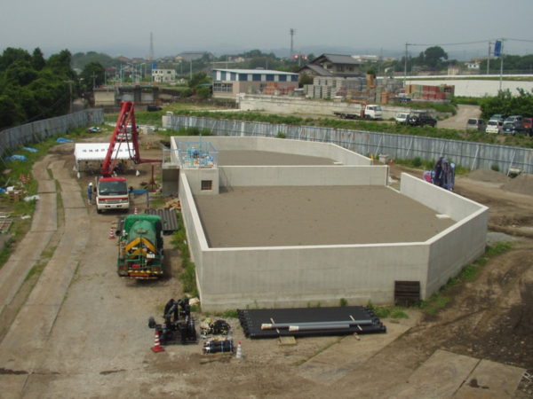 渋川工業用水道事務所　原水調整池建造工事